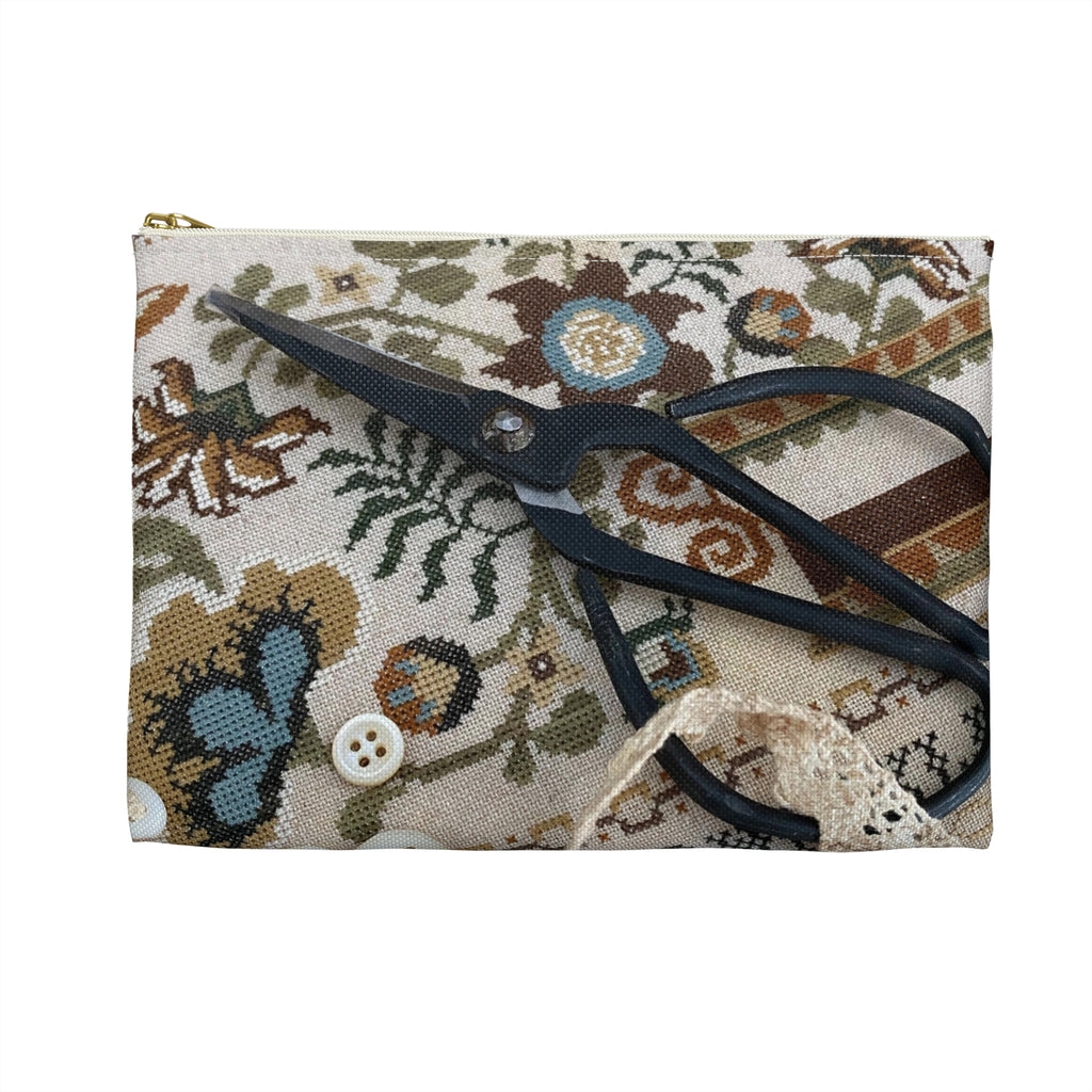 Let Love Reign (Close-up View) Accessory Pouch