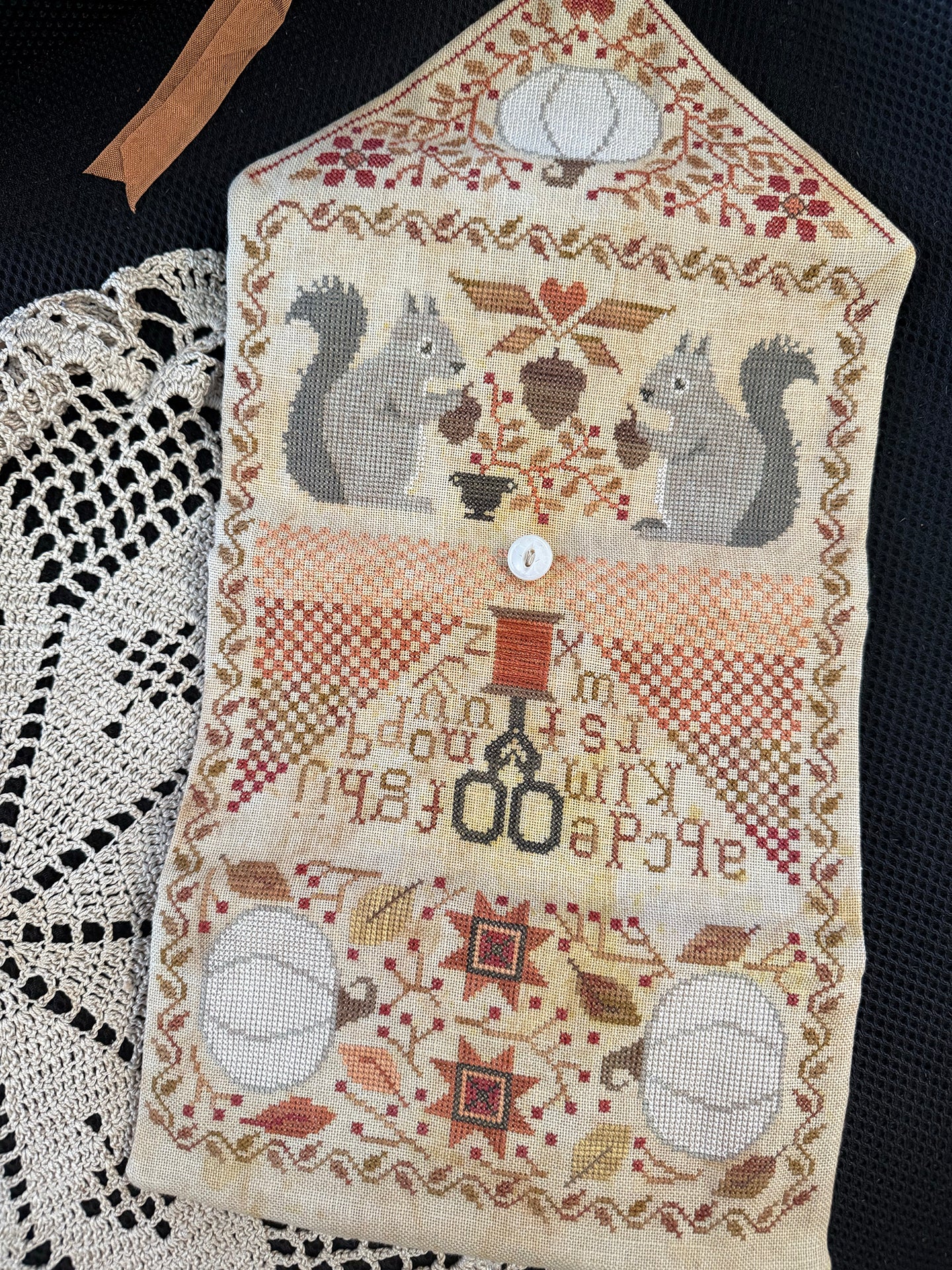 XS406 Autumnal Sewing Roll Cross Stitch Chart