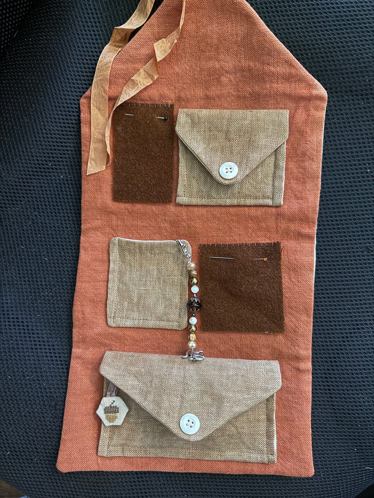 XS406 Autumnal Sewing Roll Cross Stitch Chart