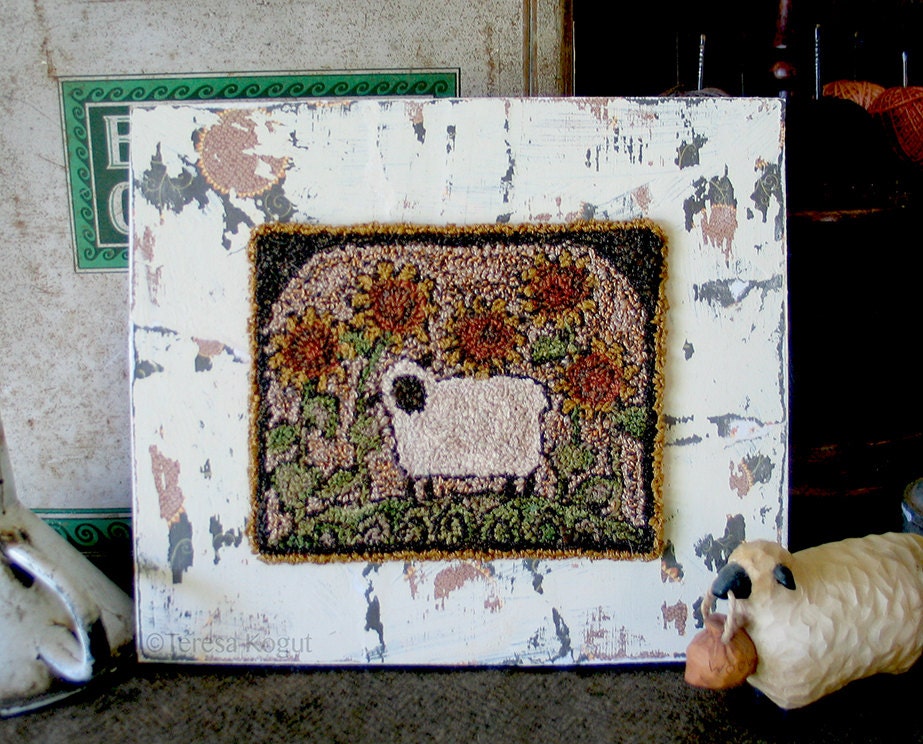 PN103 Sunflower Sheep Punchneedle Pattern