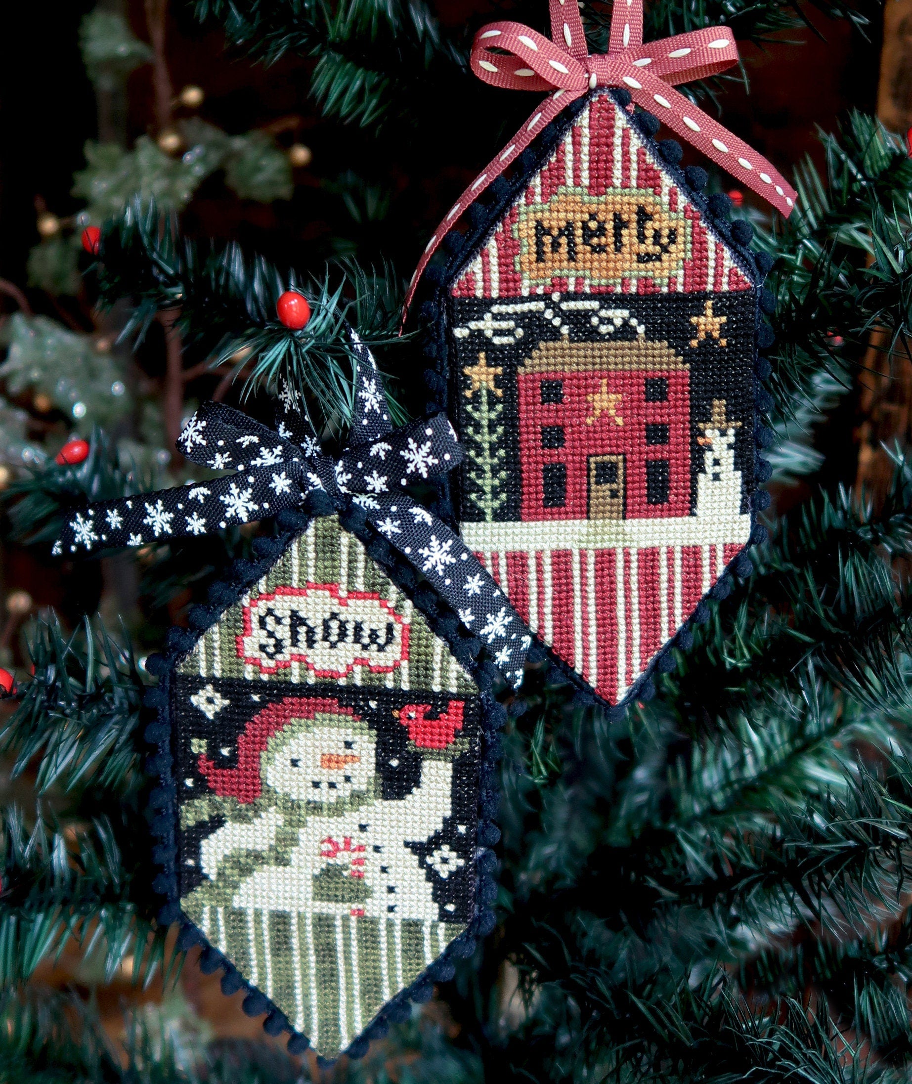 XS232 Snowman & House Ornaments Cross Stitch Chart